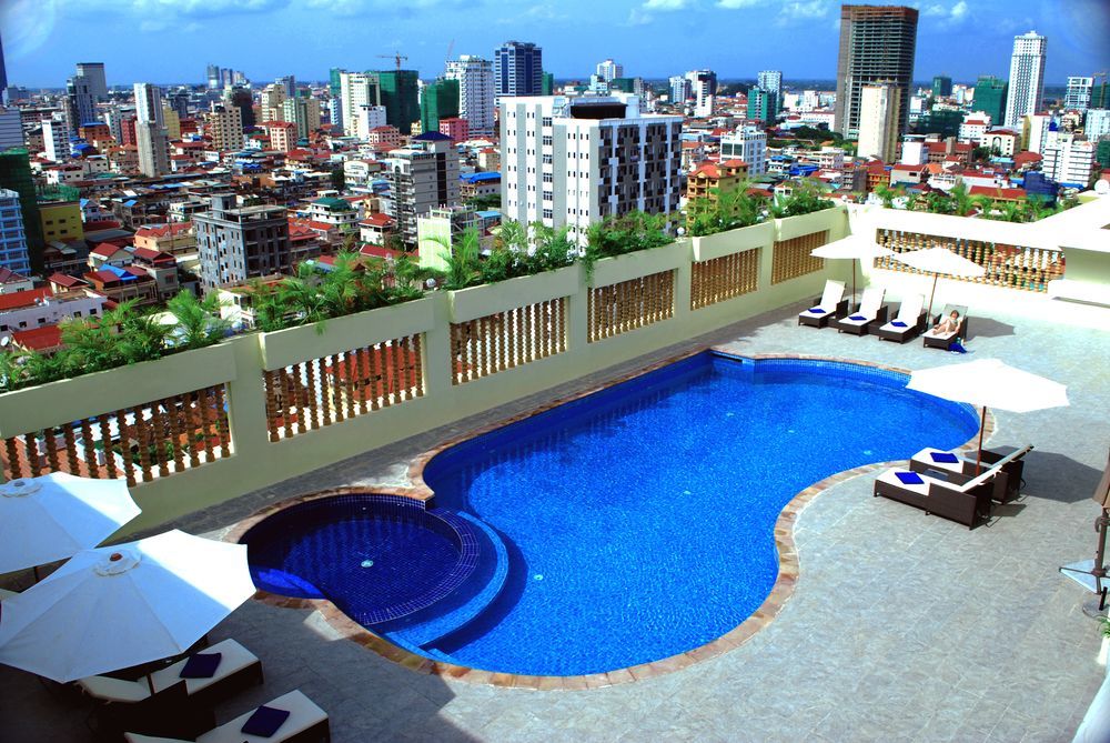 Phnom Penh Era Hotel Exterior photo